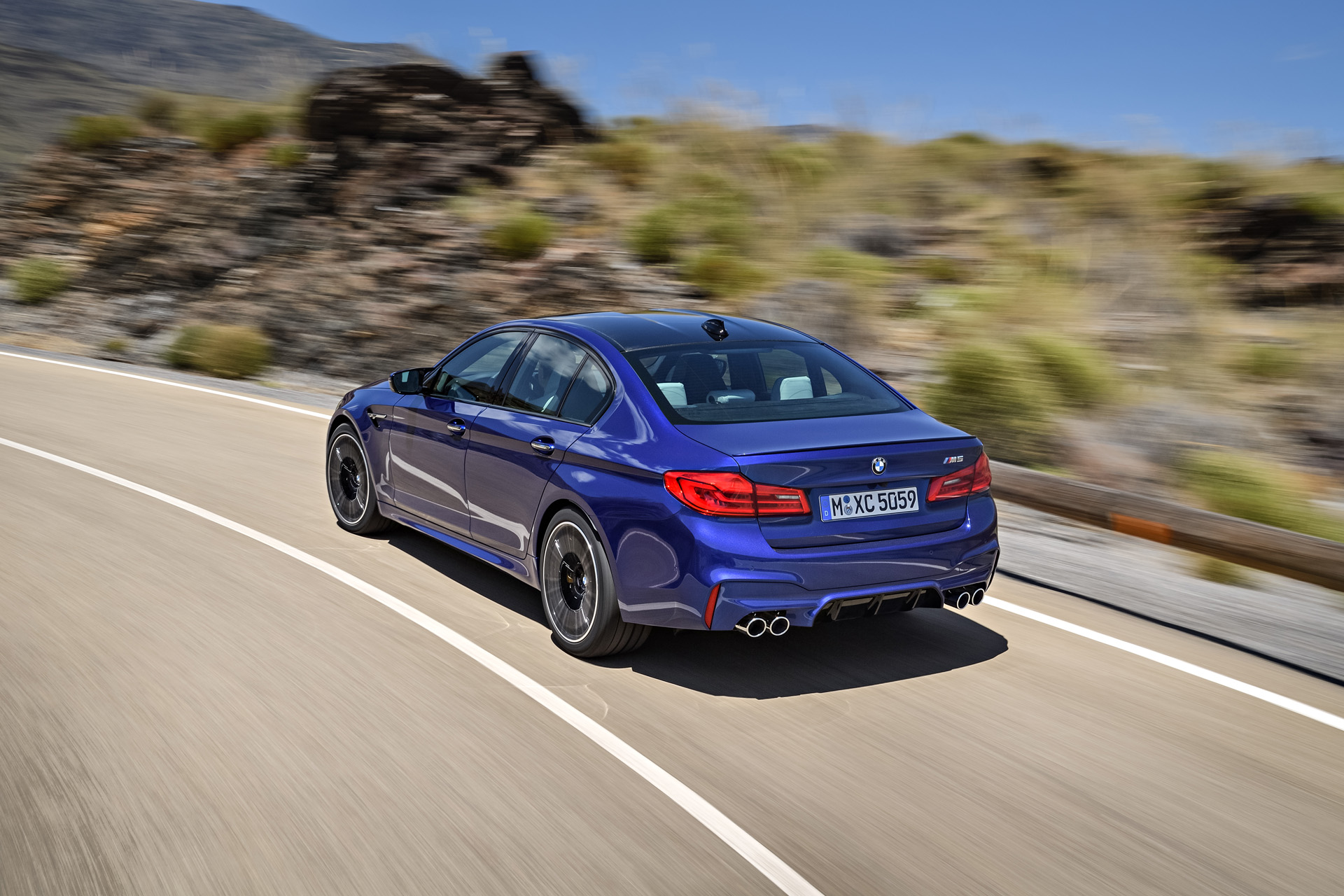 BMW M5 4
